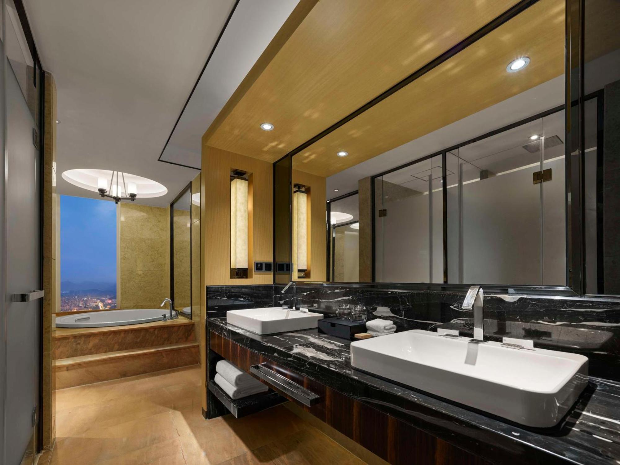 Hilton Zhongshan Downtown Zewnętrze zdjęcie